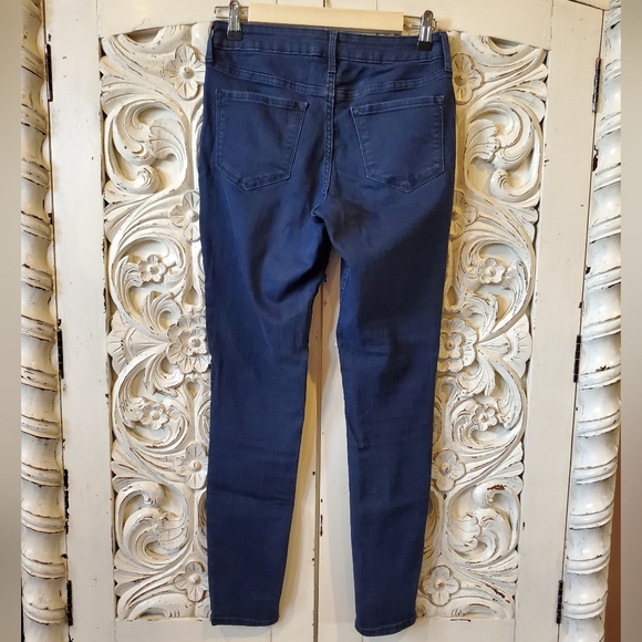 Dark wash stretchy skinny jeans - Picture 3 of 13